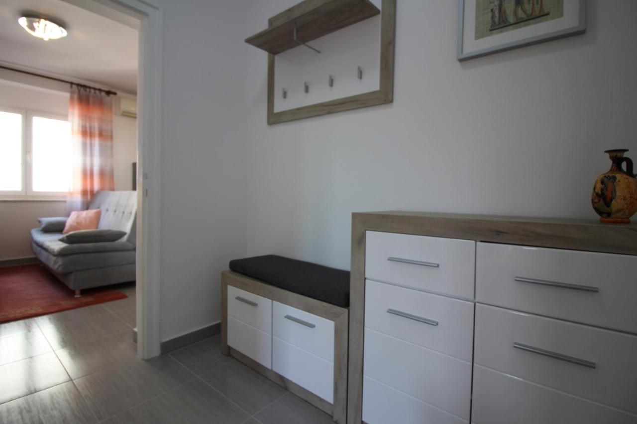 Apartment Agata In City Center Poreč Extérieur photo